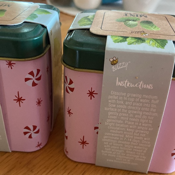 2 mint grow kits - Picture 2 of 3